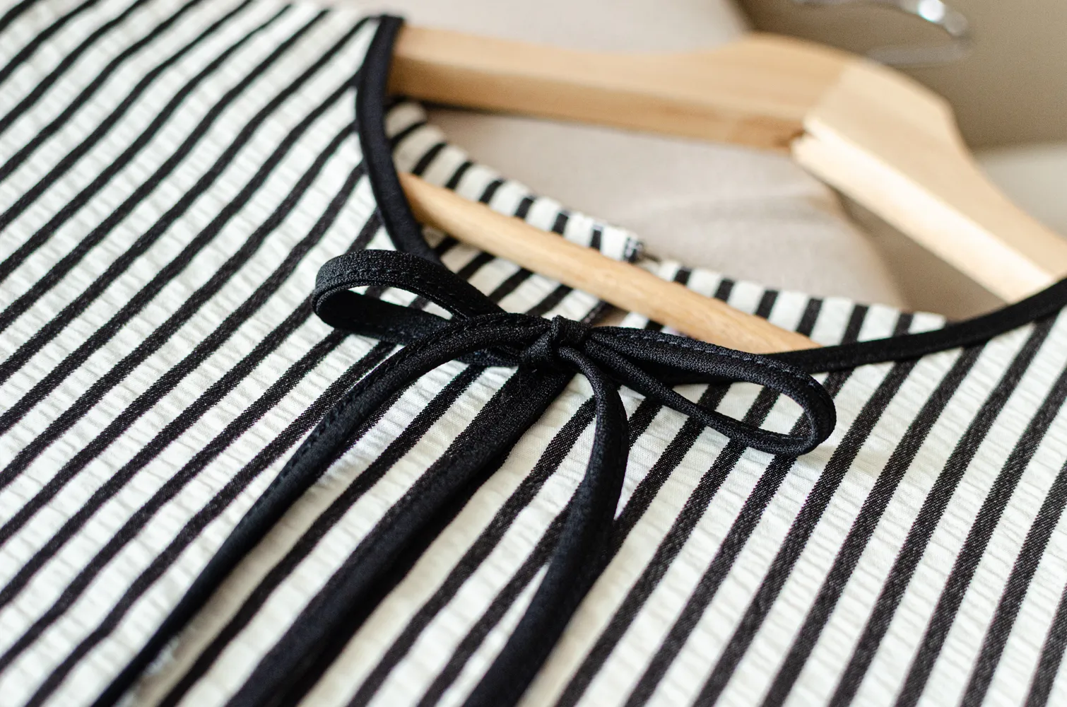 MT1556 Stripe Bow Blouse – Black - Image 6