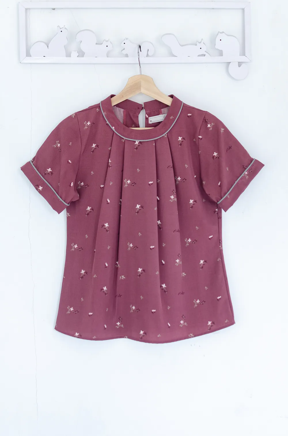 Alternative view of MT3417 Folded Front Whisper Blouse – Red Wine