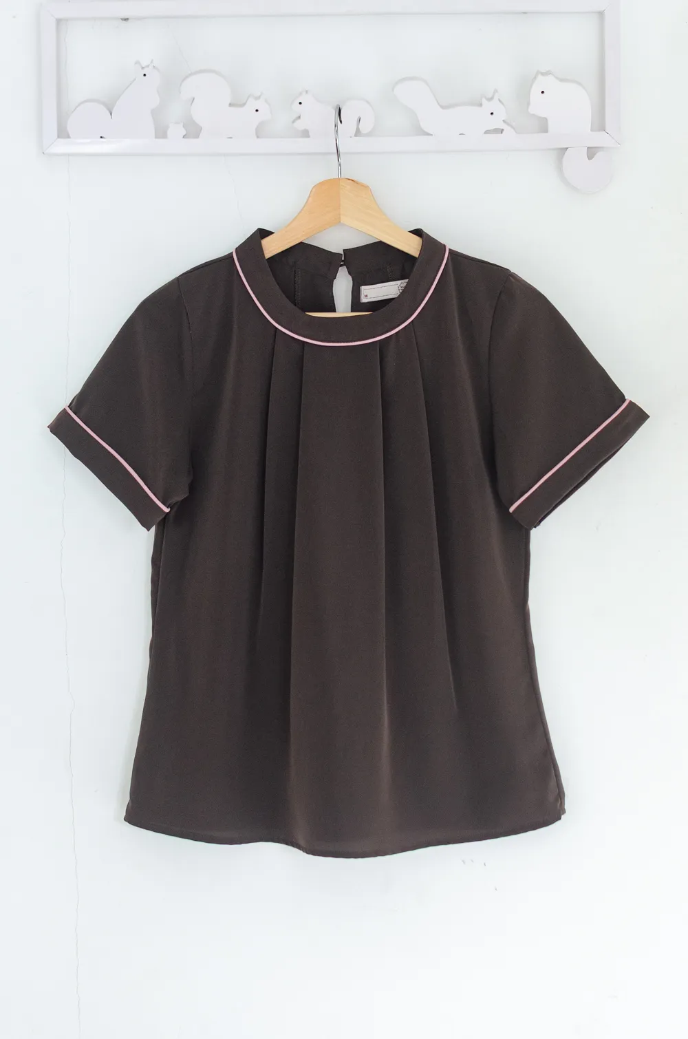 Alternative view of MT3417 Folded Front Sophie Blouse – Dark Brown