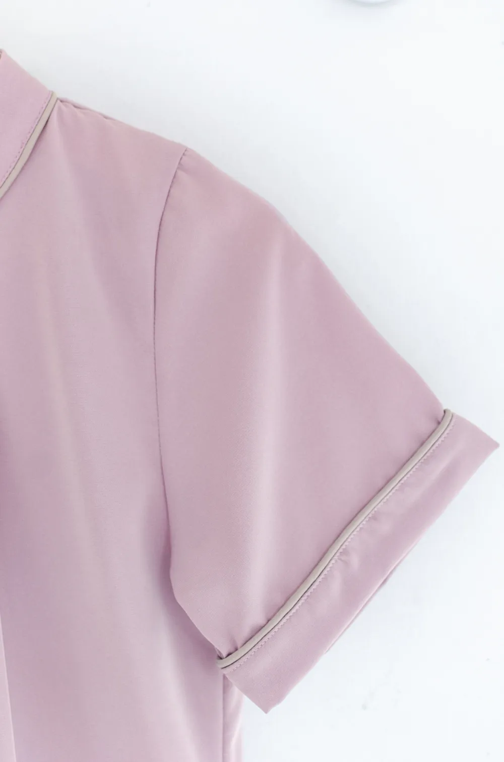 MT3417 Folded Front Sophie Blouse – Lilac - Image 5
