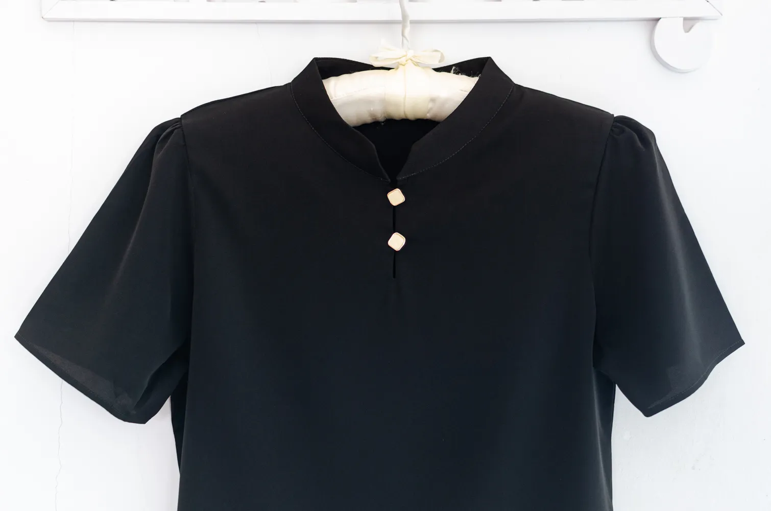 NT2527 Split Mandarin Collar Blouse – Black - Image 3
