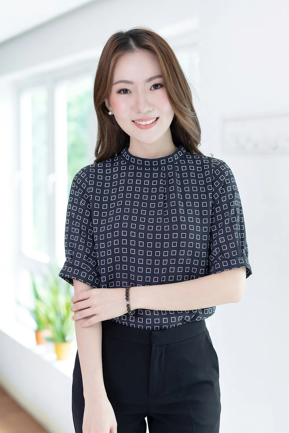 MN0520 Side Pleat Square Print Blouse – Dark Navy