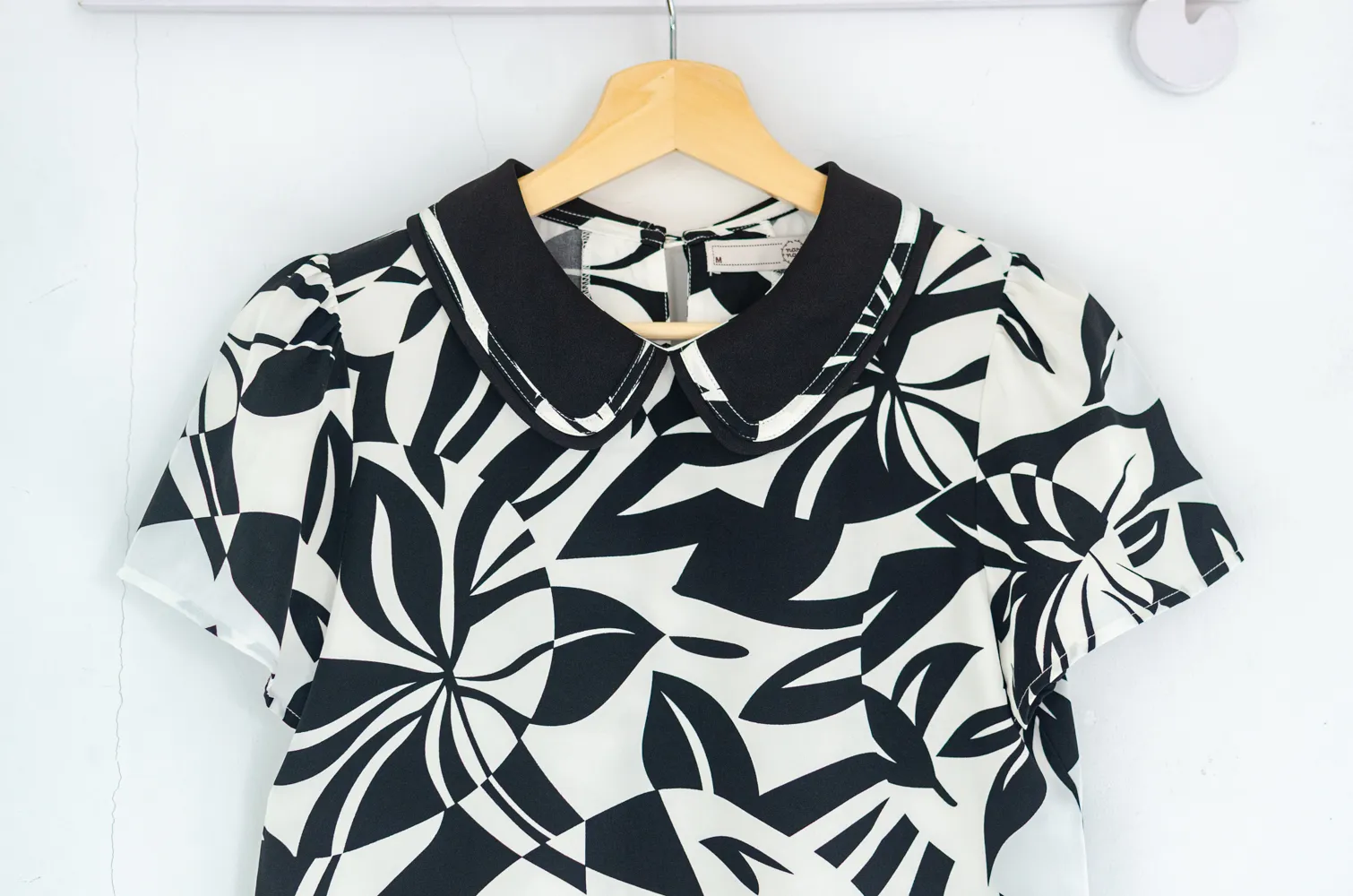 MT4101 Trimmed Peter Pan Collar Blouse – Black Graphic - Image 3
