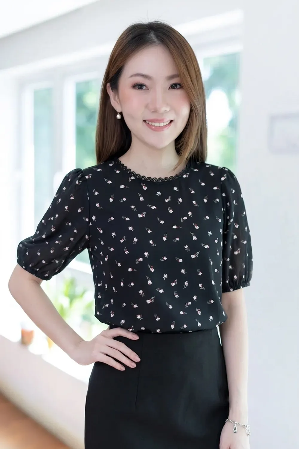 MT7750 Lace Trim Freesia Blouse – Black