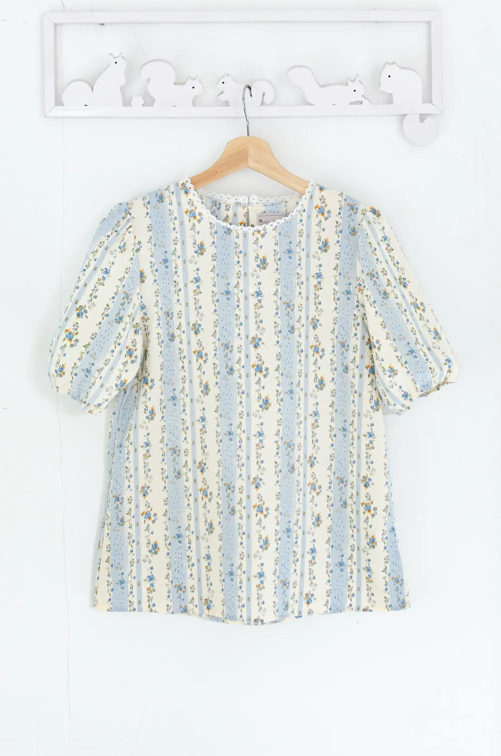 Alternative view of MT7750 Lace Trim Floral Stripe Blouse – Blue-Vanilla