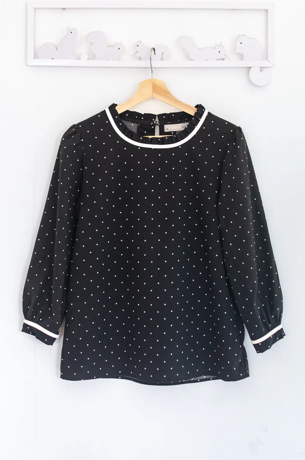 Alternative view of MT7861  Dot Crinkled Ruffle Blouse – Black