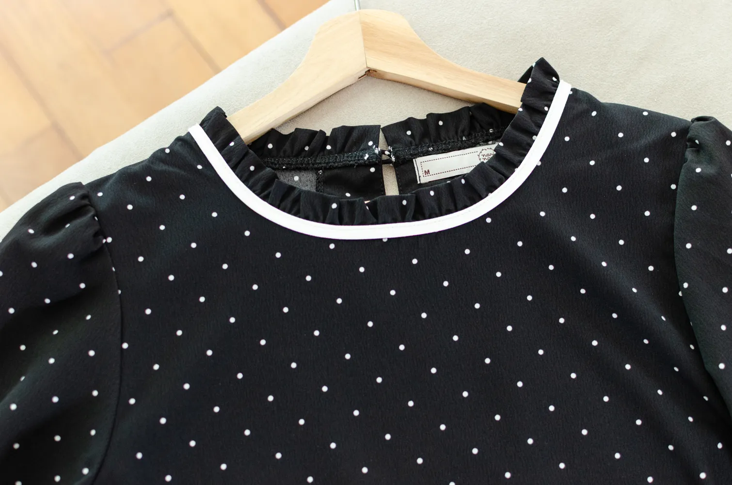 MT7861 Dot Crinkled Ruffle Blouse – Black - Image 4