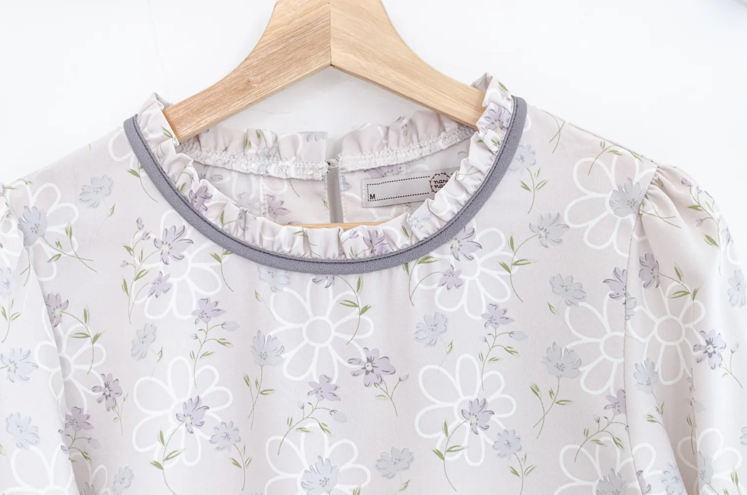 MT7861 Sweetie Floral Ruffle Blouse – Taro Lavender - Image 3