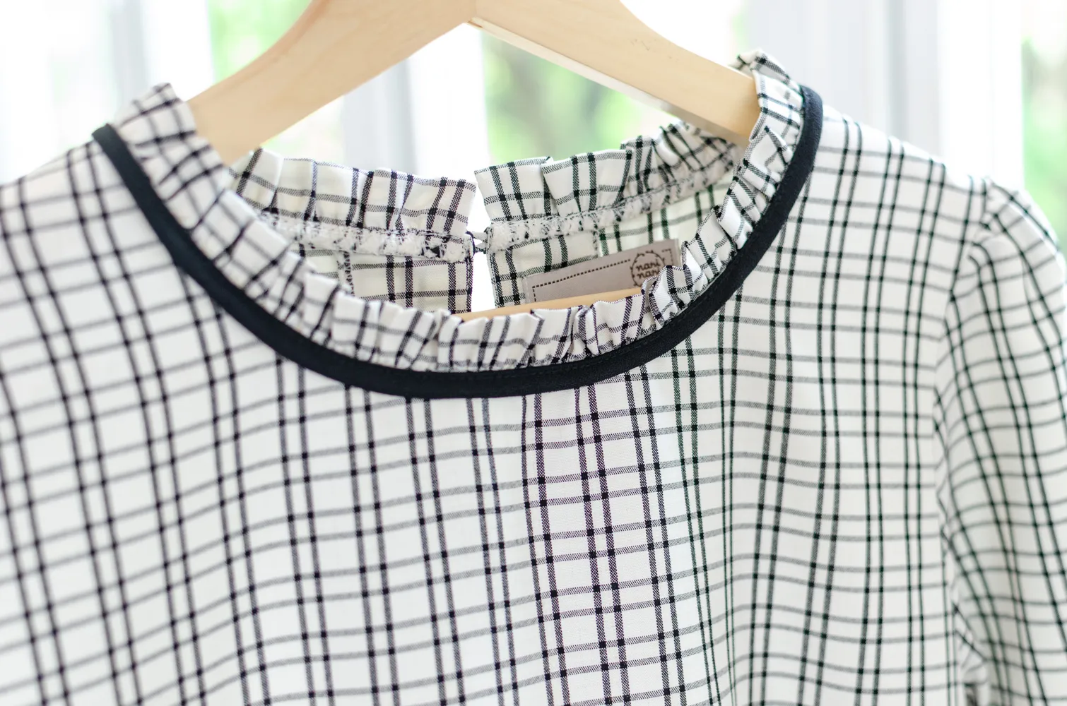 MT7861 Checkered Cotton Ruffle Blouse – Off-White - Image 5