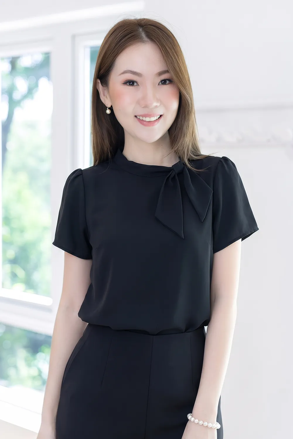 NT2522 Bow Collar Blouse – Black