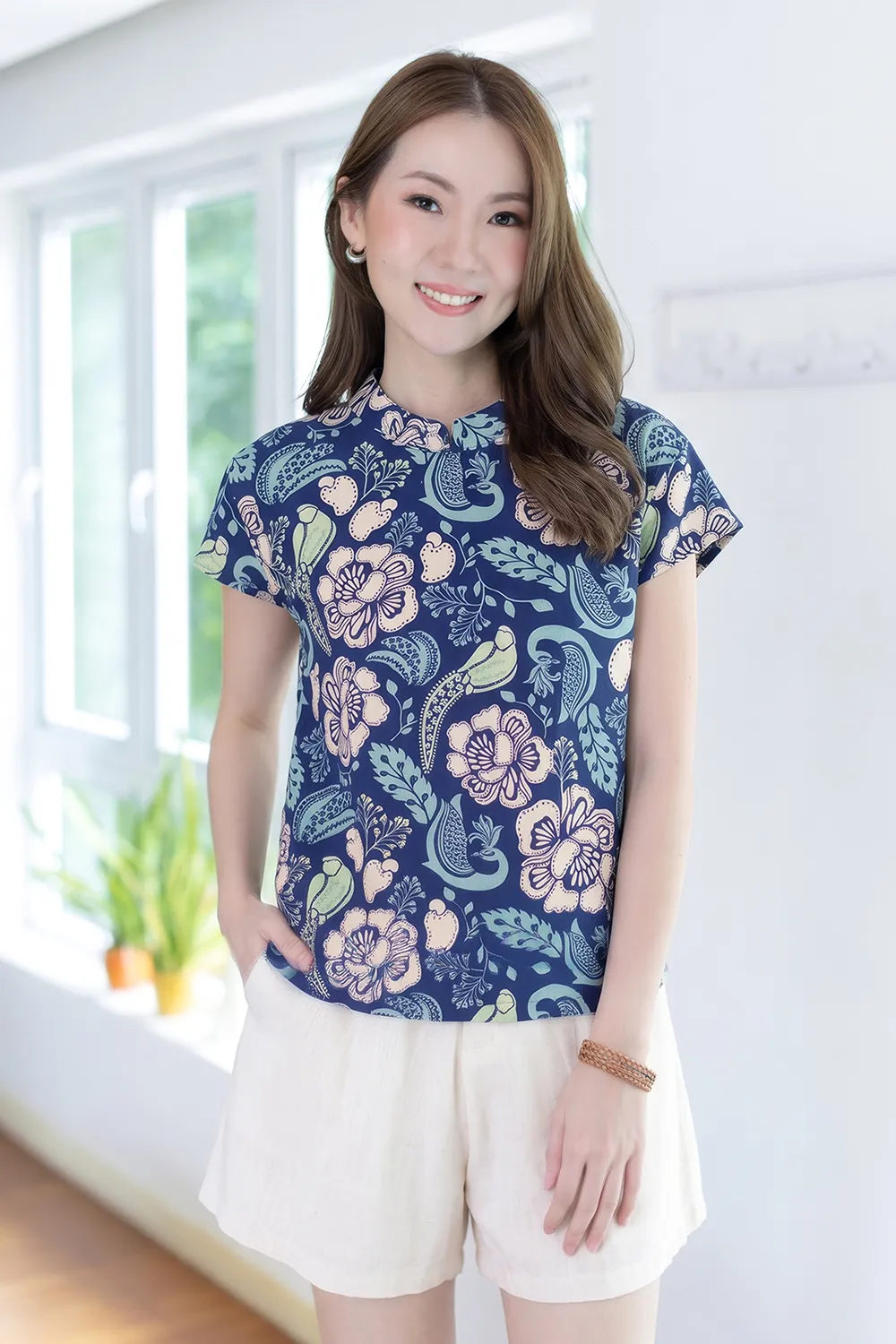 Alternative view of PT0144 Back-Button Breeze Top – Monsoon Blue