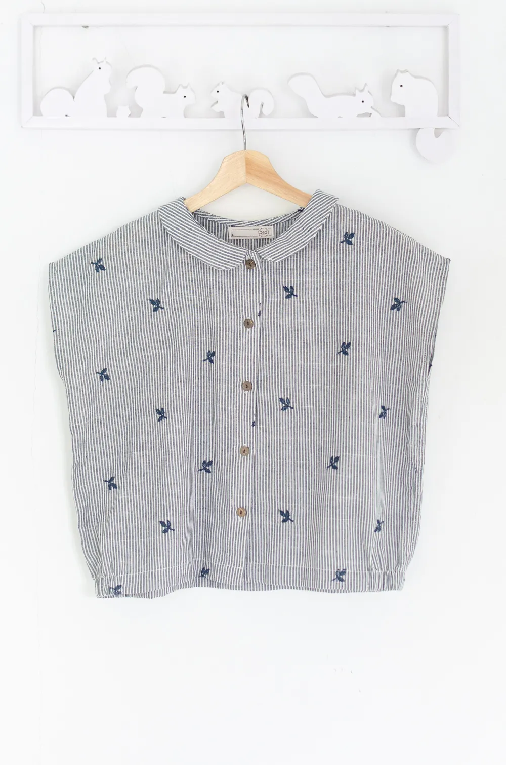 Alternative view of PT0300 Embroidered Crop Boxy Shirt – Slate Stripe