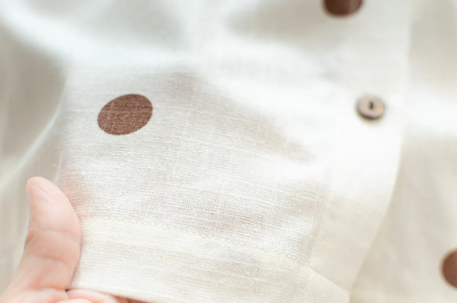 PT0300 Choco Dot Crop Boxy Shirt – Off-White - Image 7