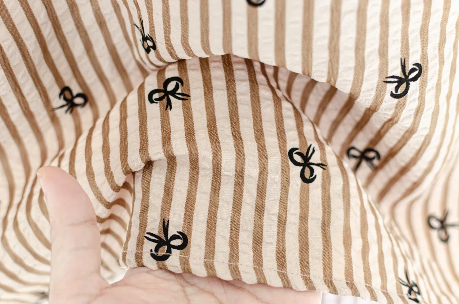 MT0101 Peter Pan Collar Stripe&Bow Blouse – Brown - Image 6