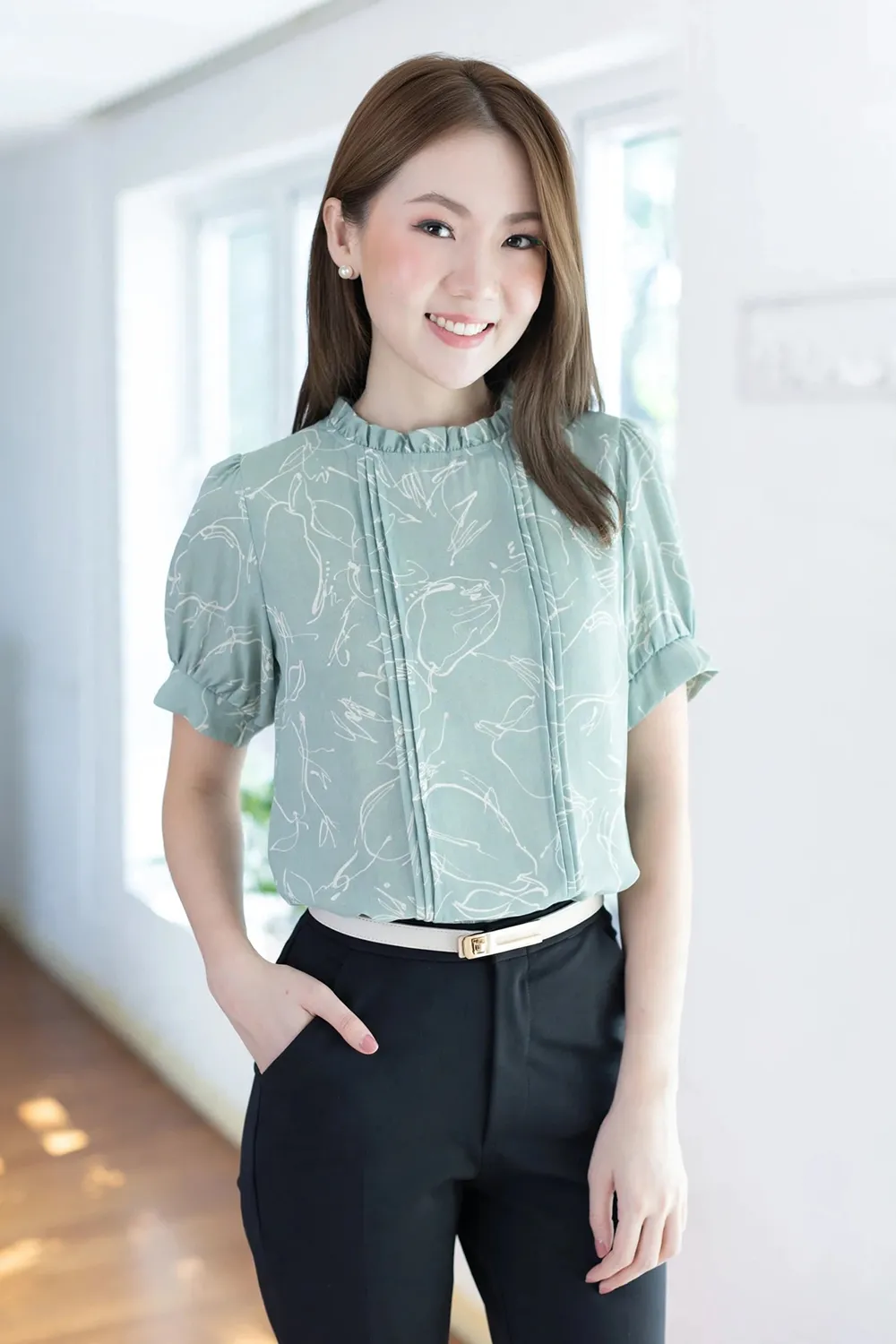 MT0404 Ruff Collar Balloon Sleeve Blouse – Mint
