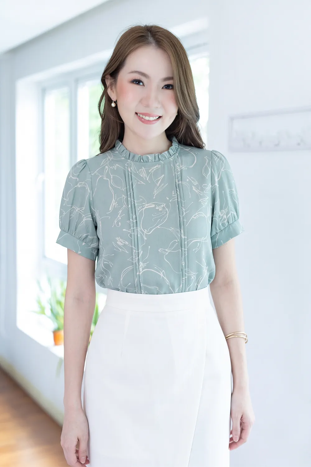MT0404 Ruff Collar Balloon Sleeve Blouse – Mint