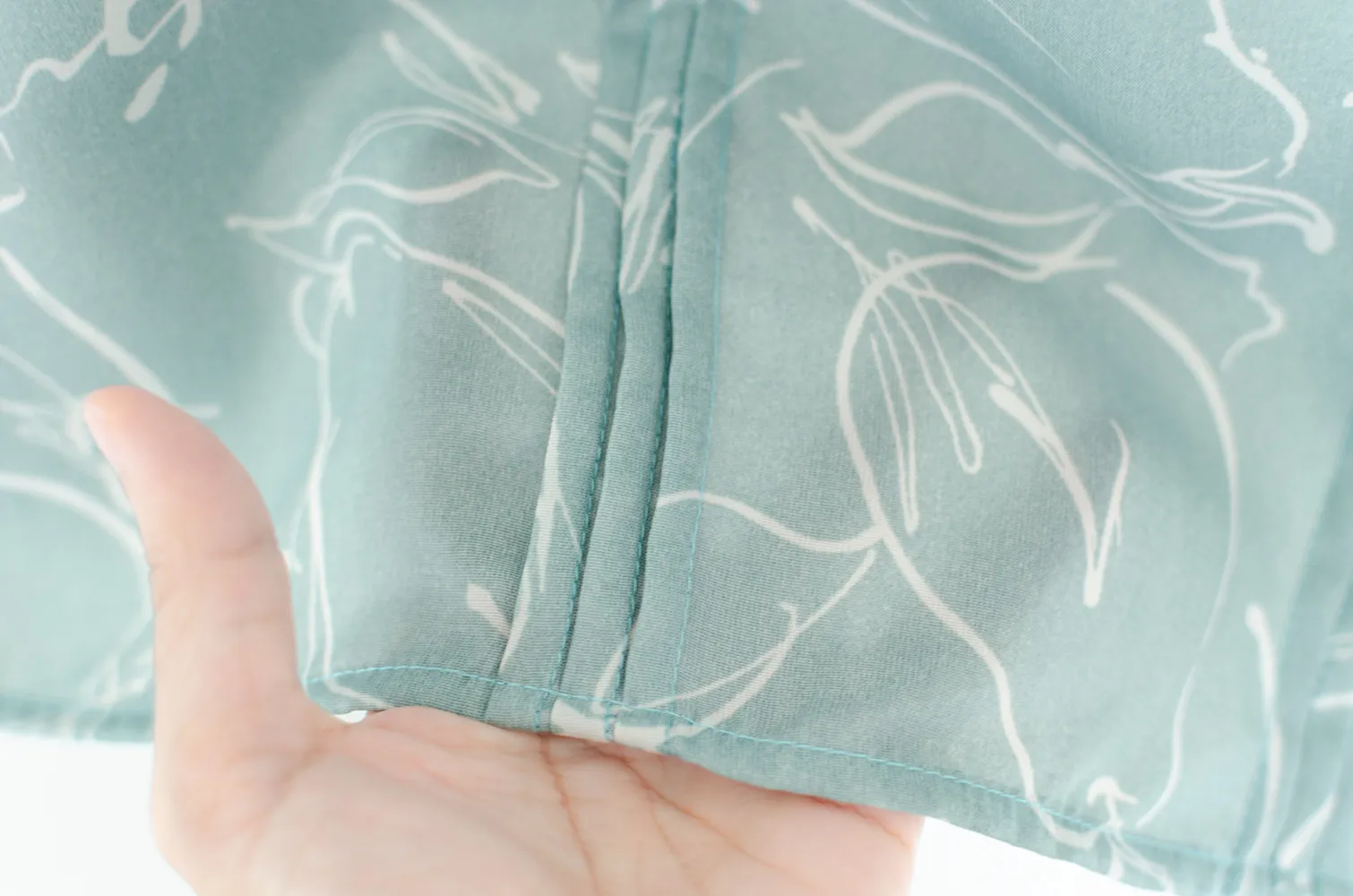 MT0404 Ruff Collar Balloon Sleeve Blouse – Mint - Image 6