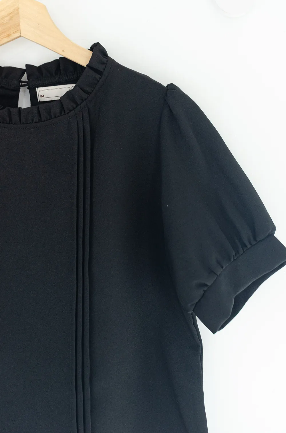 MT0404 Ruff Collar Balloon Sleeve Blouse – Black - Image 4