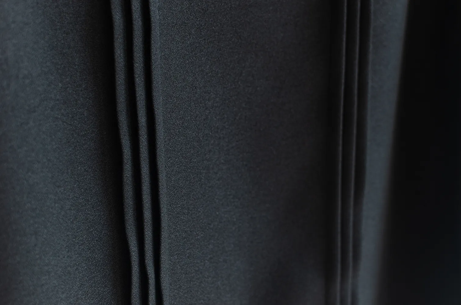 MT0404 Ruff Collar Balloon Sleeve Blouse – Black - Image 5