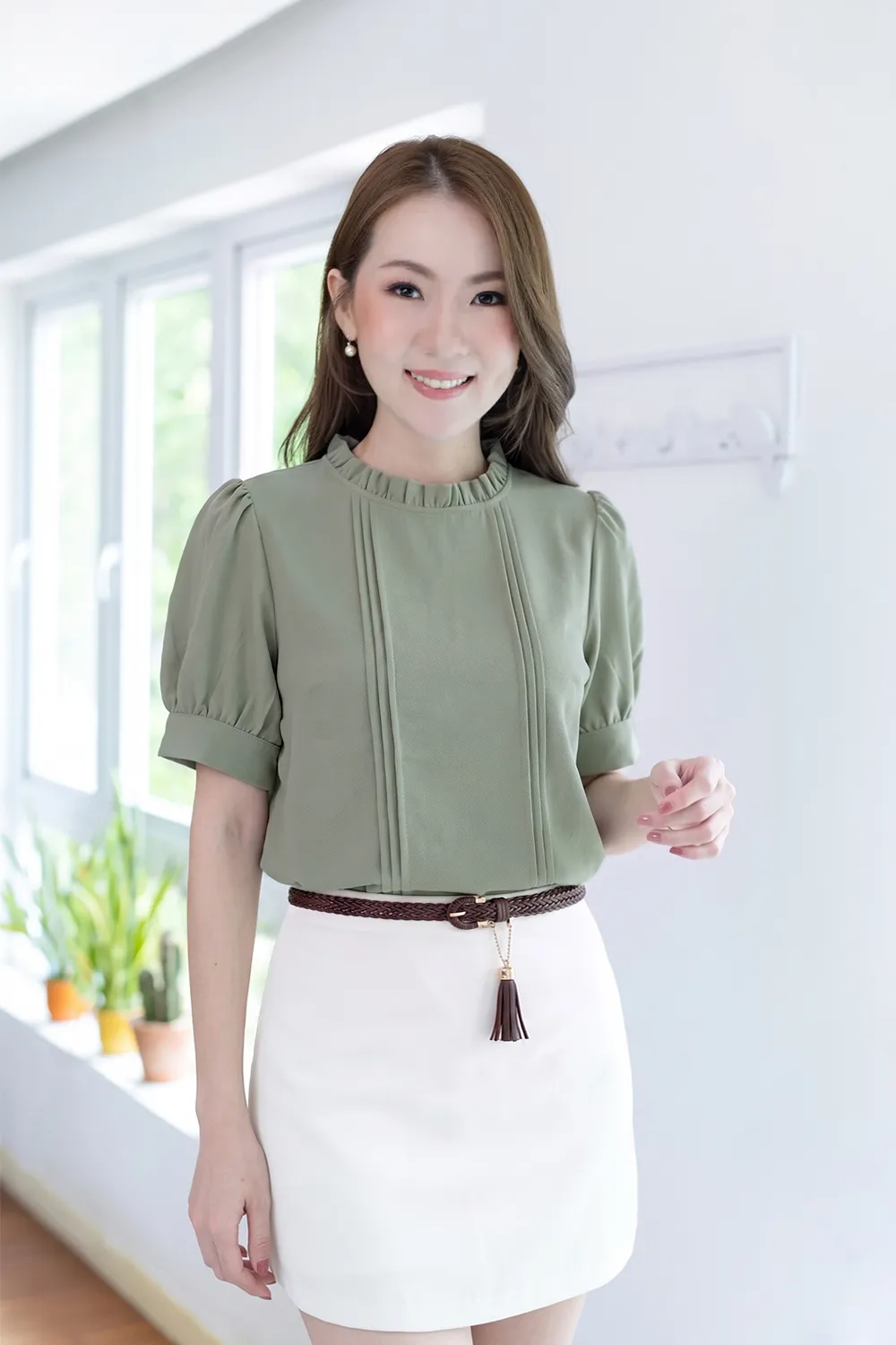 MT0404 Ruff Collar Balloon Sleeve Blouse – Sage Grey
