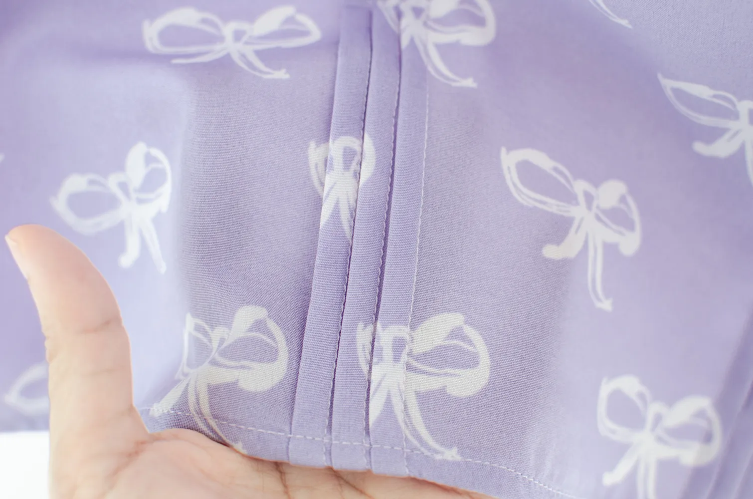 MT0431 Ruff Collar Pintuck Bow Print Blouse – Lavender - Image 6
