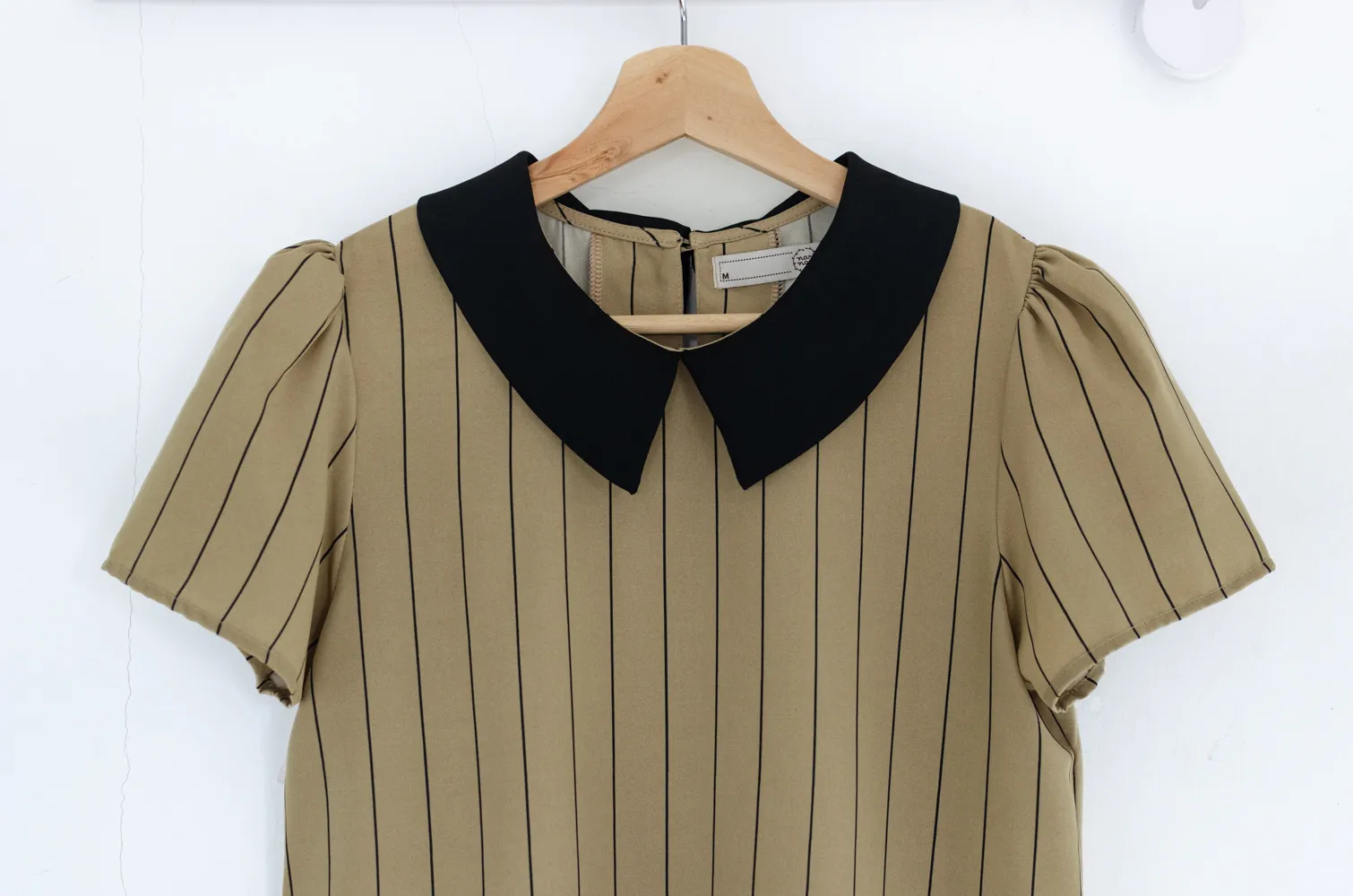 MT1301 Point Collar Stripe Blouse – Latte - Image 3