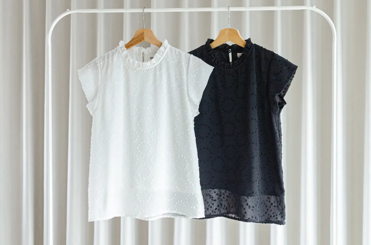 MT2758 Ruff Collar Cap Sleeve Chiffon Blouse – Black - Image 7