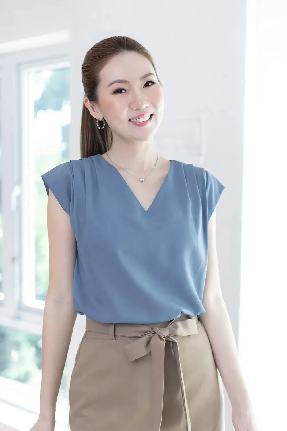 MT3100 Classic Sleeveless Blouse – Sky Blue