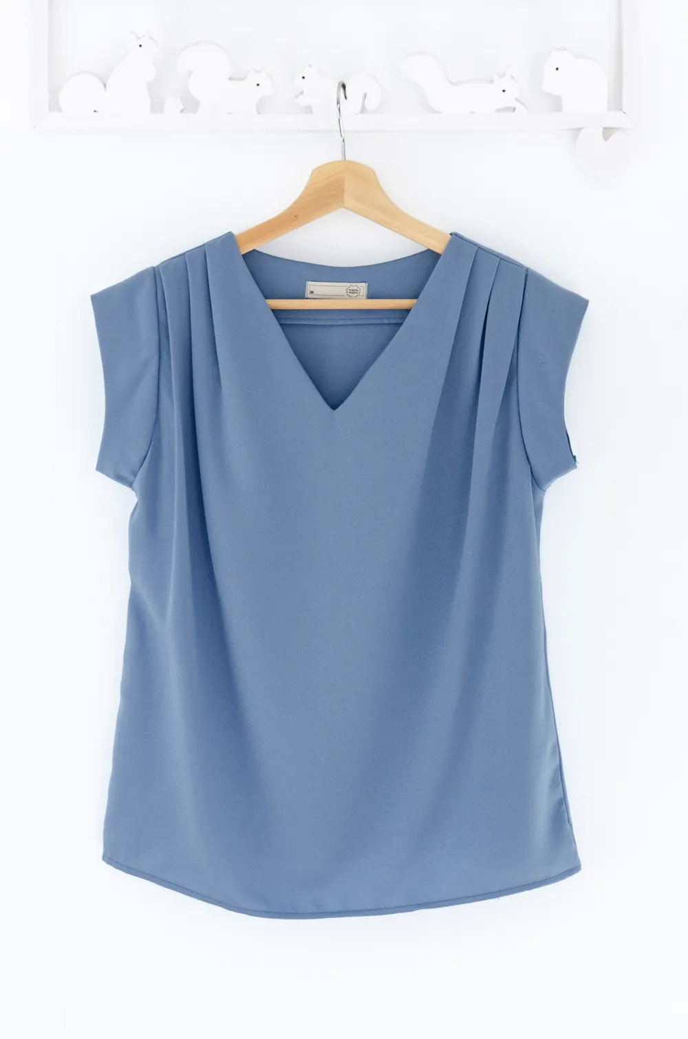 Alternative view of MT3100 Classic Sleeveless Blouse – Sky Blue