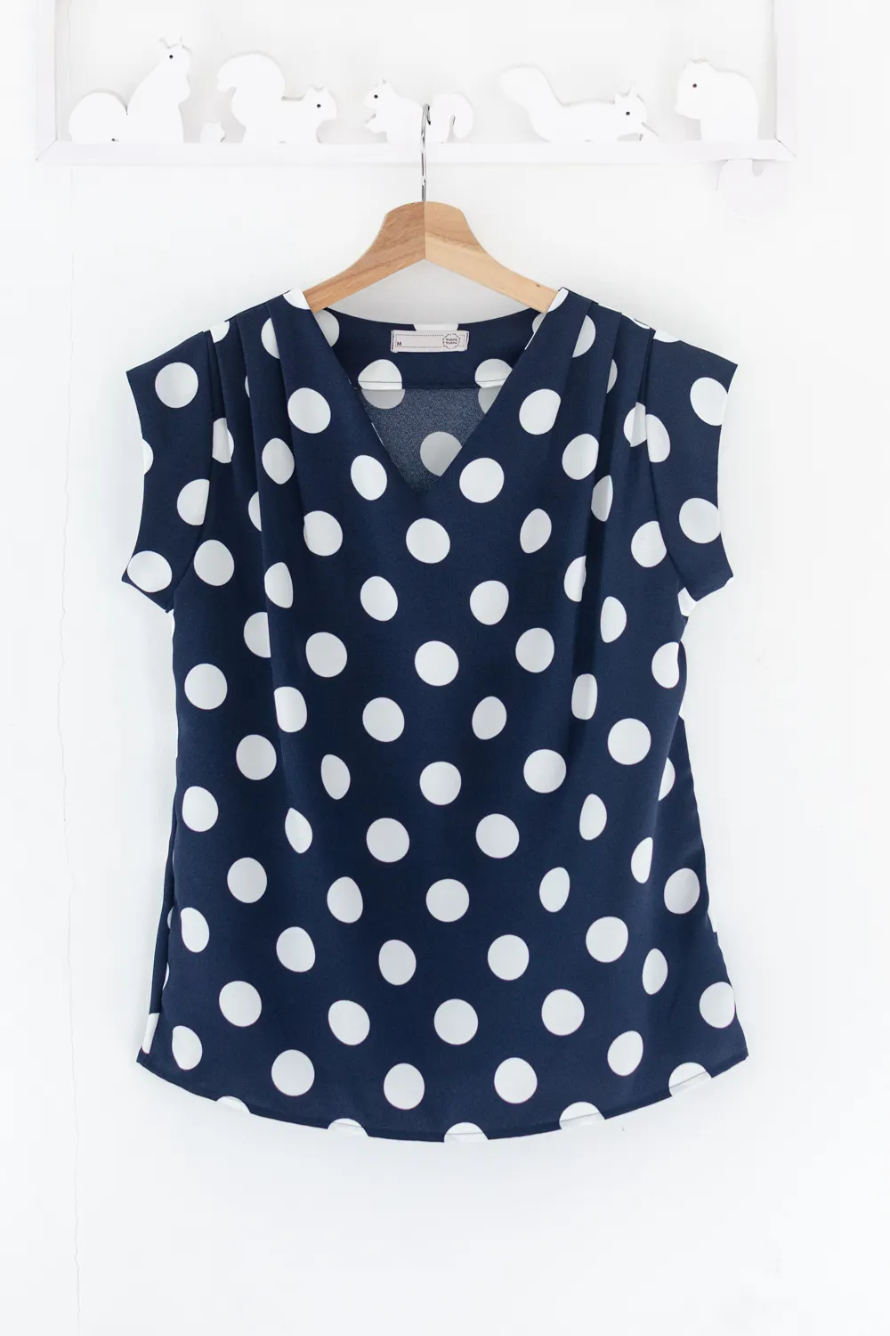 Alternative view of MT3100 Dotto Classic Sleeveless Blouse – Dark Navy