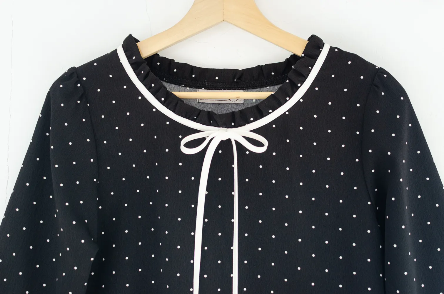 MT4834 Ruff Collar Dot Crinkled Blouse – Black - Image 3