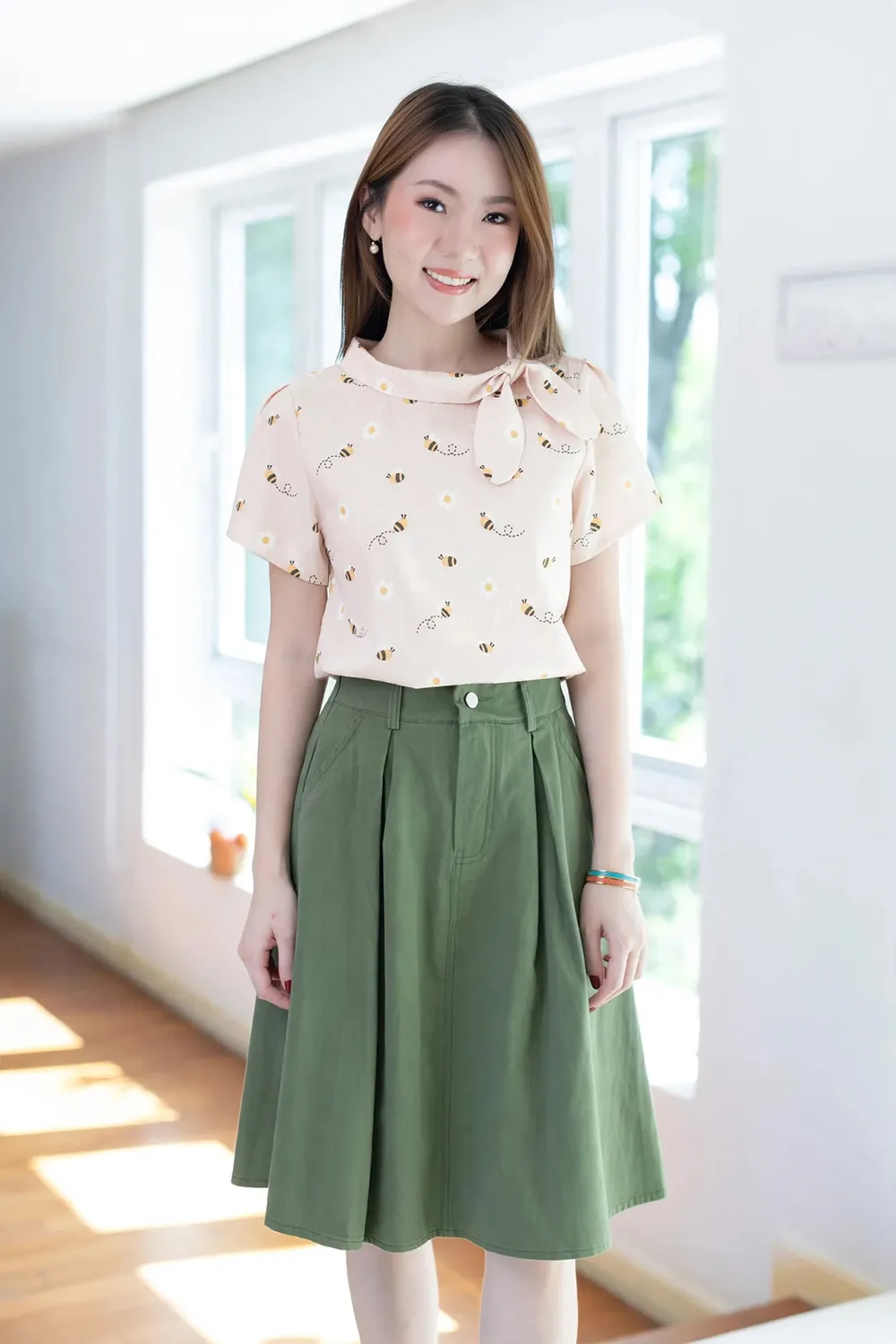 MT5139 Honeybee Side Bow Crinkled Blouse – Cream - Image 6