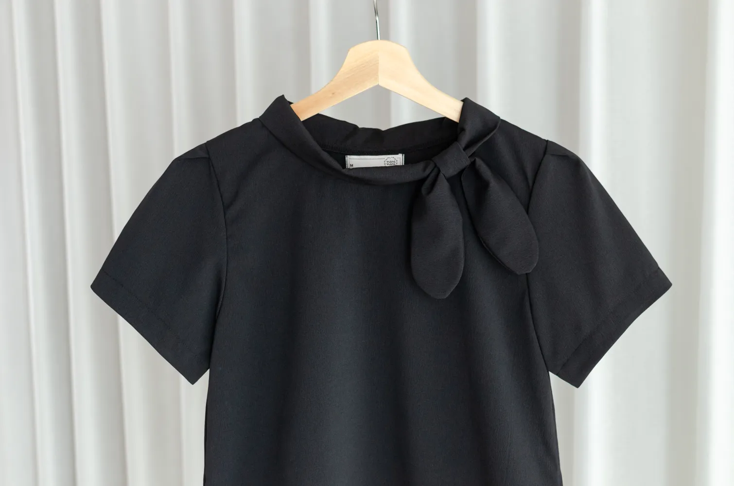 MT5139 Side Bow Crinkled Blouse – Black - Image 3