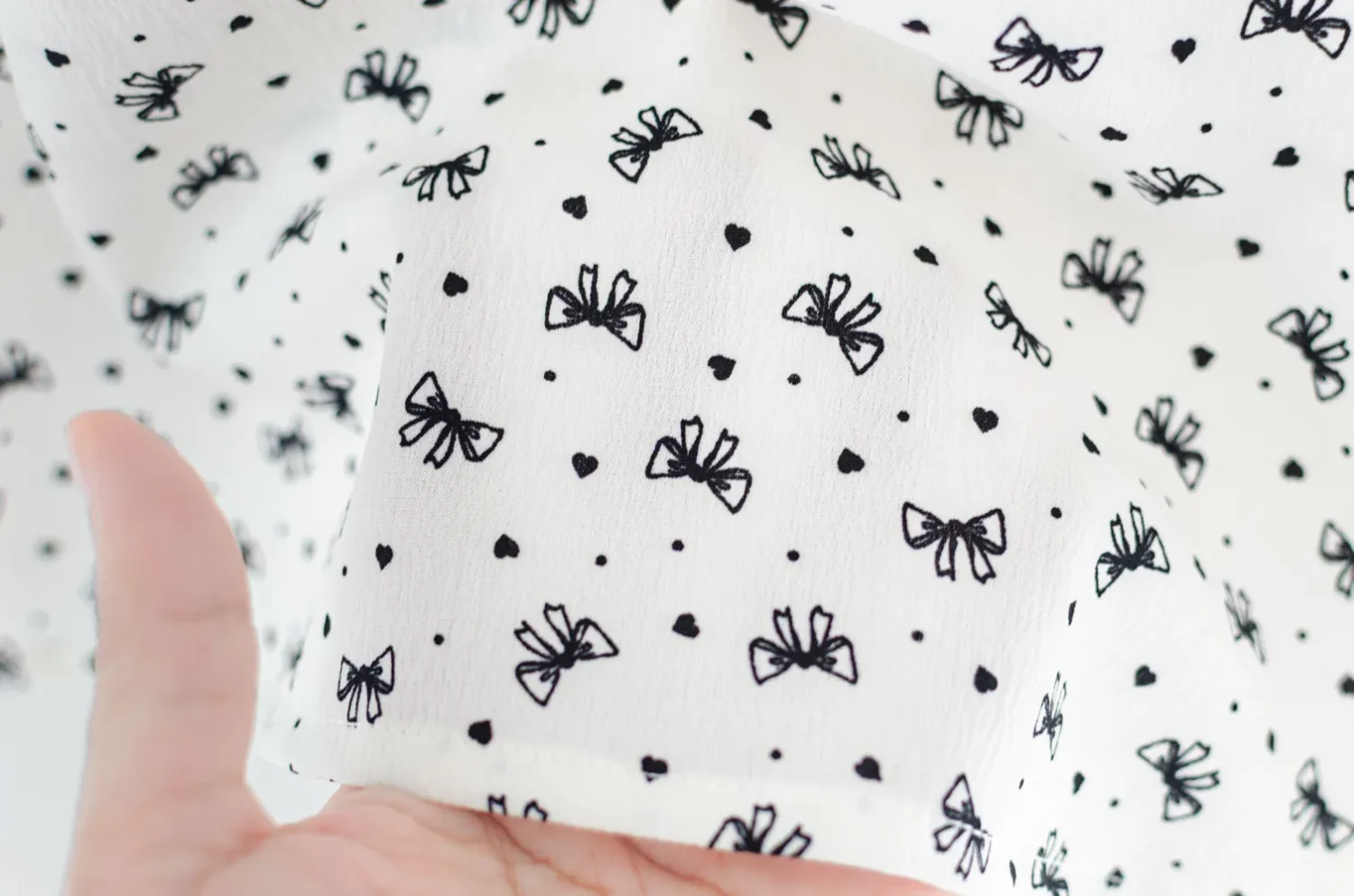 MT6753 Ruff Collar Puff Sleeve Crinkled Blouse – Bow White - Image 7