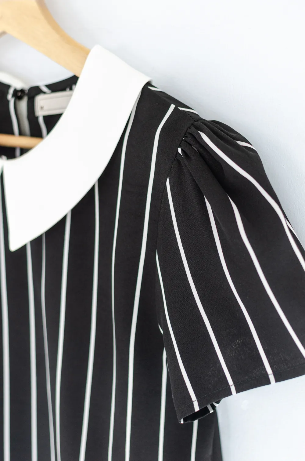 MT1301 Point Collar Stripe Blouse – BW - Image 6