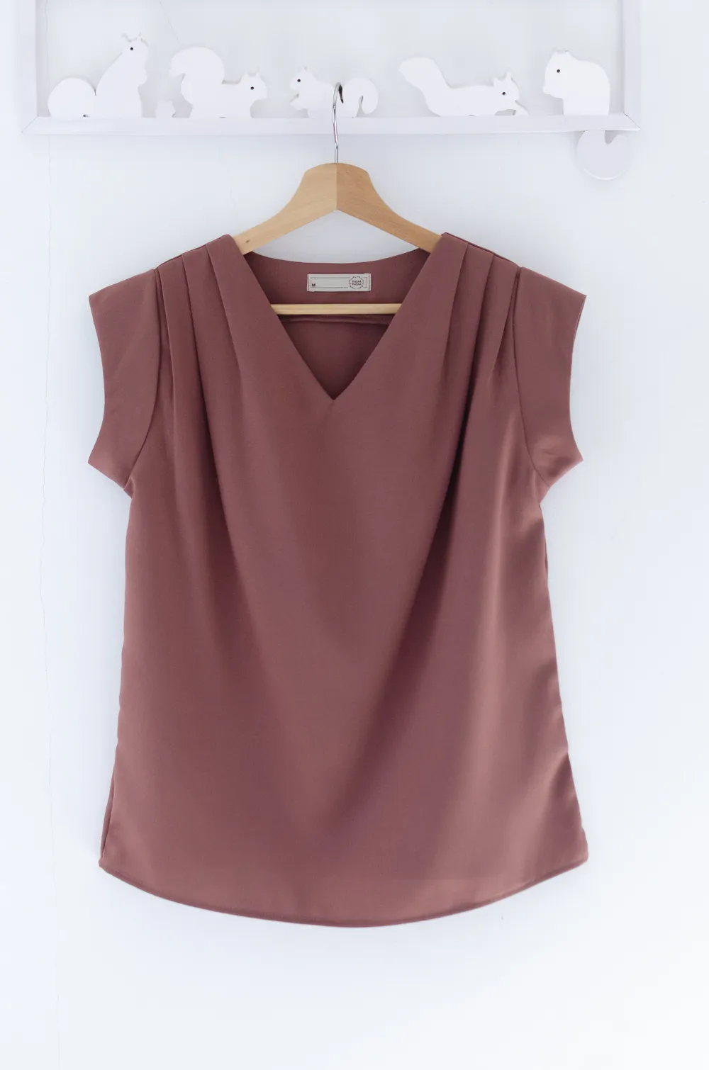Alternative view of MT3100 Classic Sleeveless Blouse – Faded Terracotta