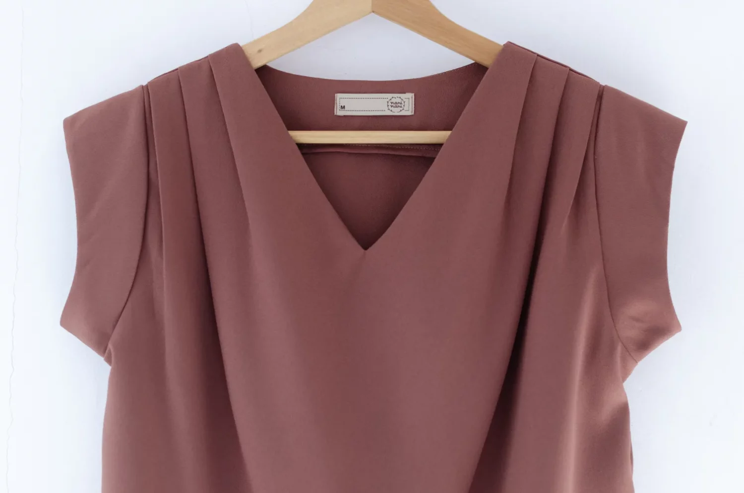 MT3100 Classic Sleeveless Blouse – Faded Terracotta - Image 3