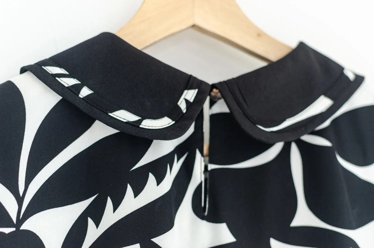 MT4101 Trimmed Peter Pan Collar Blouse – Black Leaf - Image 5