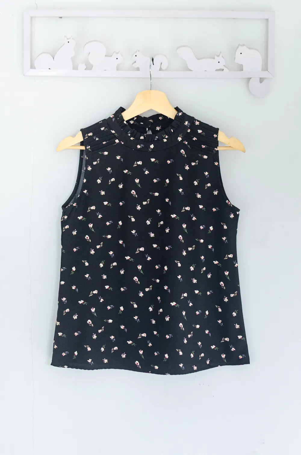 MT4600 Frill Collar Pintucks Freesia Blouse – Black - Image 3