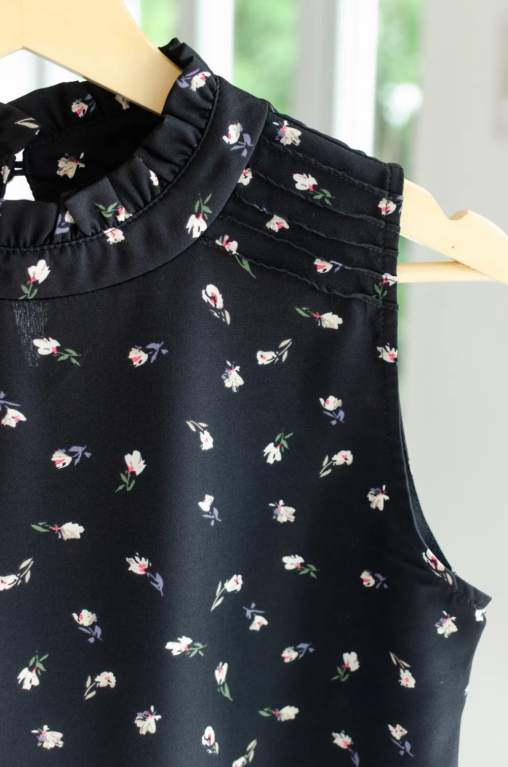 MT4600 Frill Collar Pintucks Freesia Blouse – Black - Image 5
