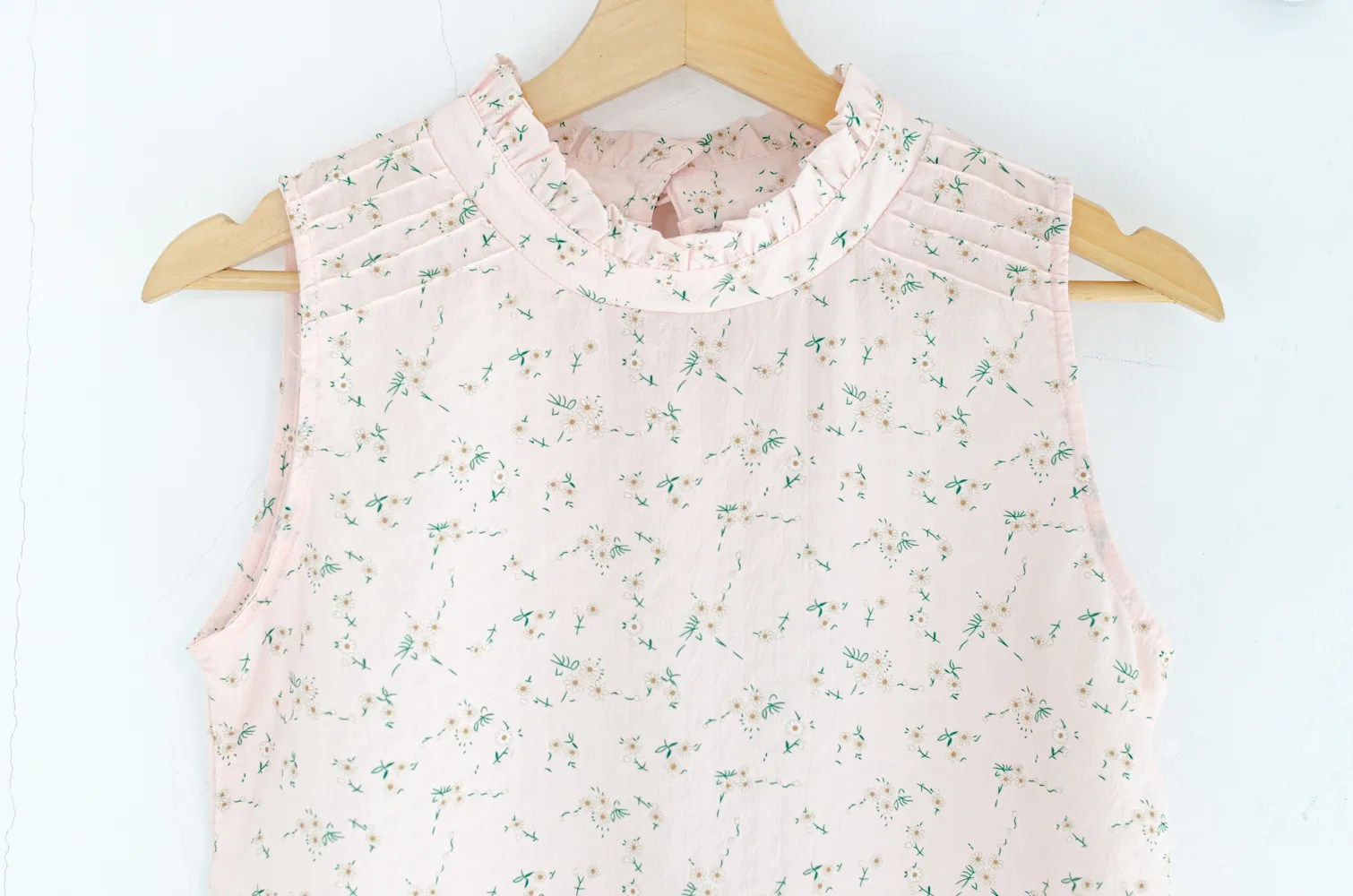 MT4600 Frill Collar Pintucks Wild Daisy Blouse – Pink - Image 4
