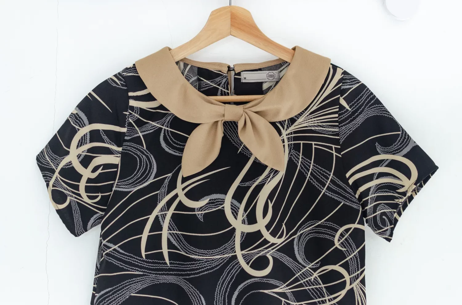 MT7959 Bow Collar Latte Swirl Blouse – Black - Image 4