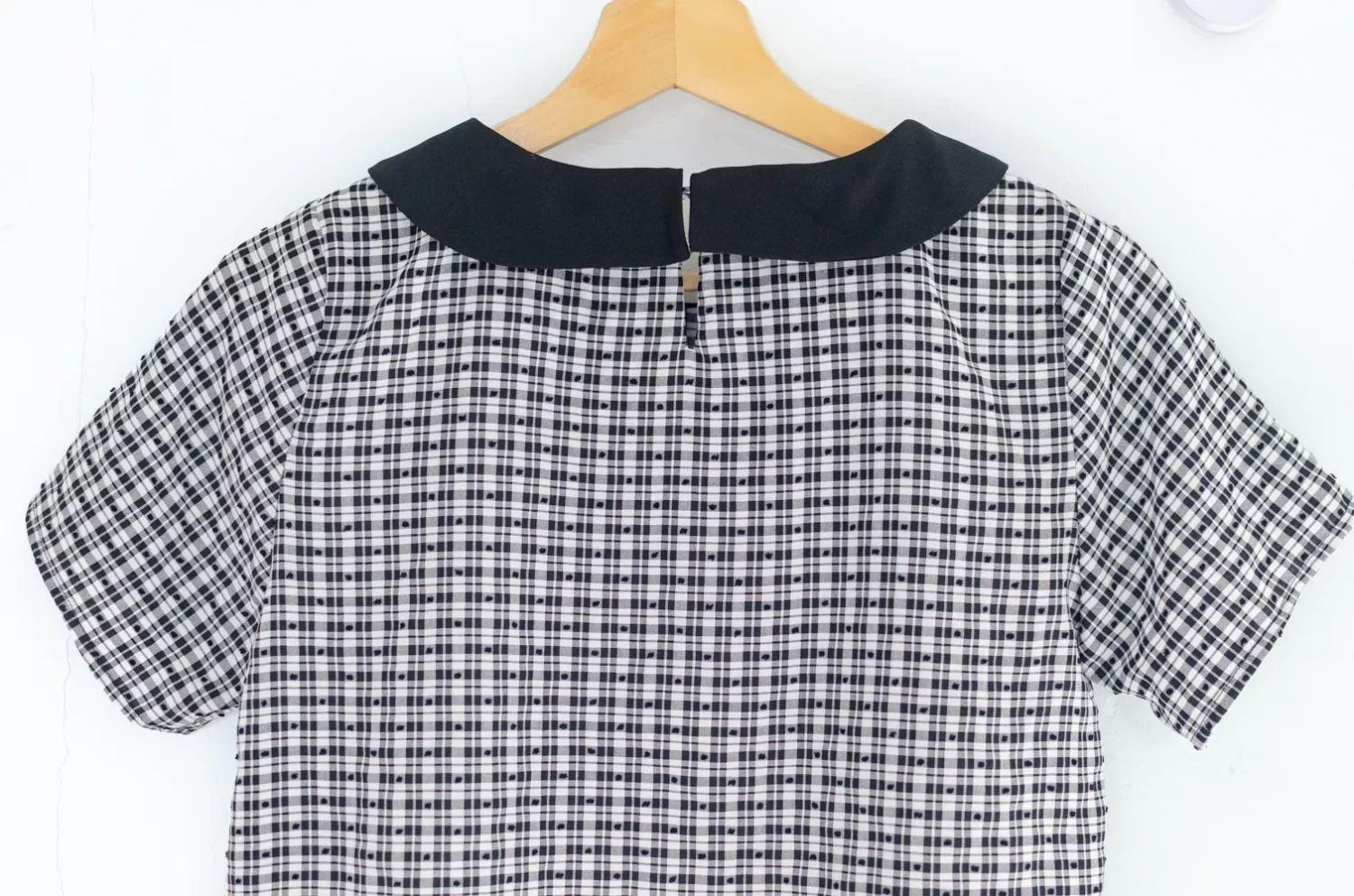 MT7959 Bow Collar Textured Gingham Blouse – Black - Image 7