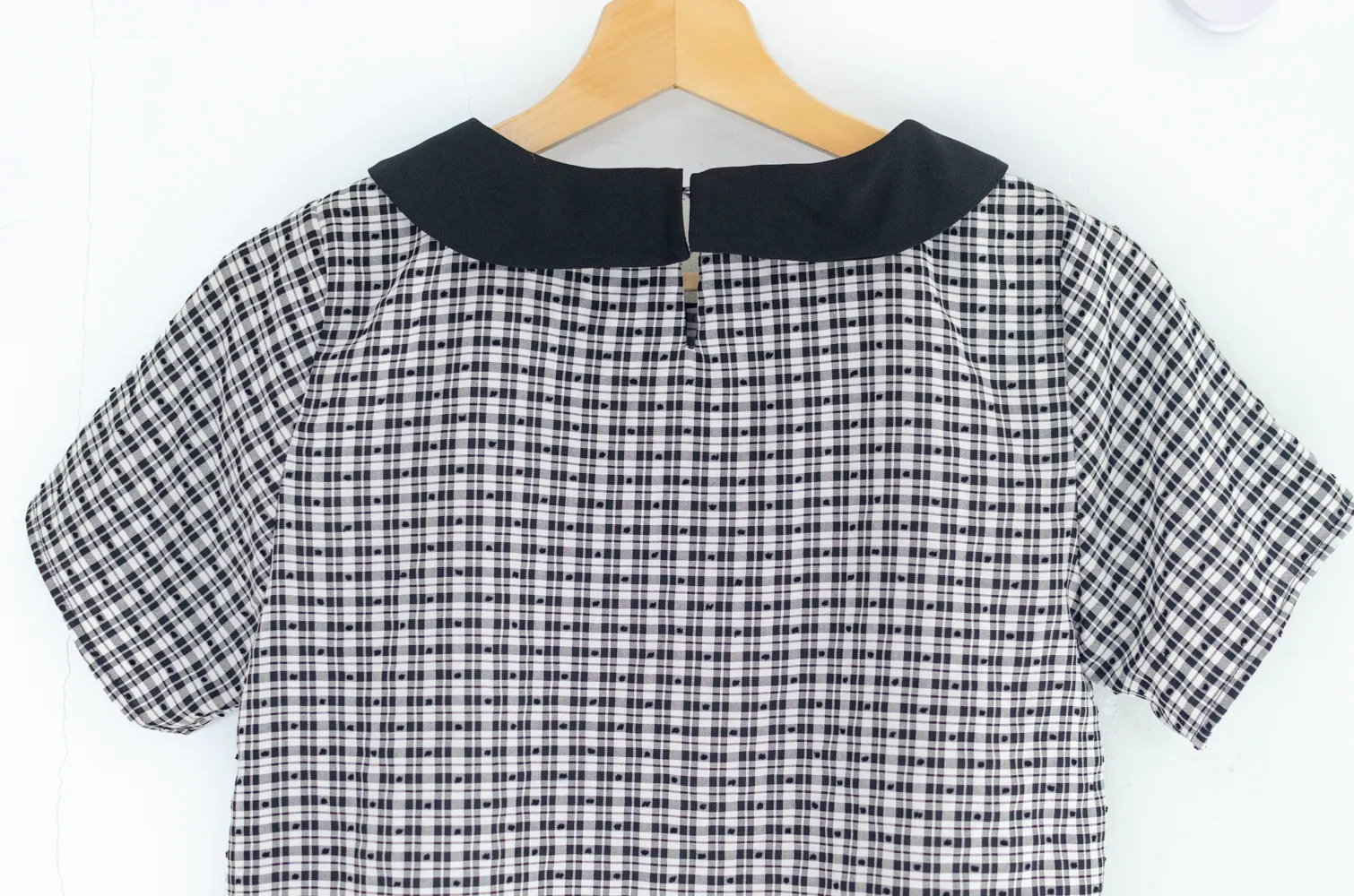 MT7959 Bow Collar Textured Gingham Blouse – Black - Image 7