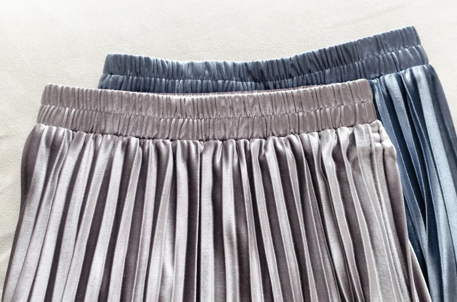 NK086 AW Pleated Skirt – Faded Pink - Image 4