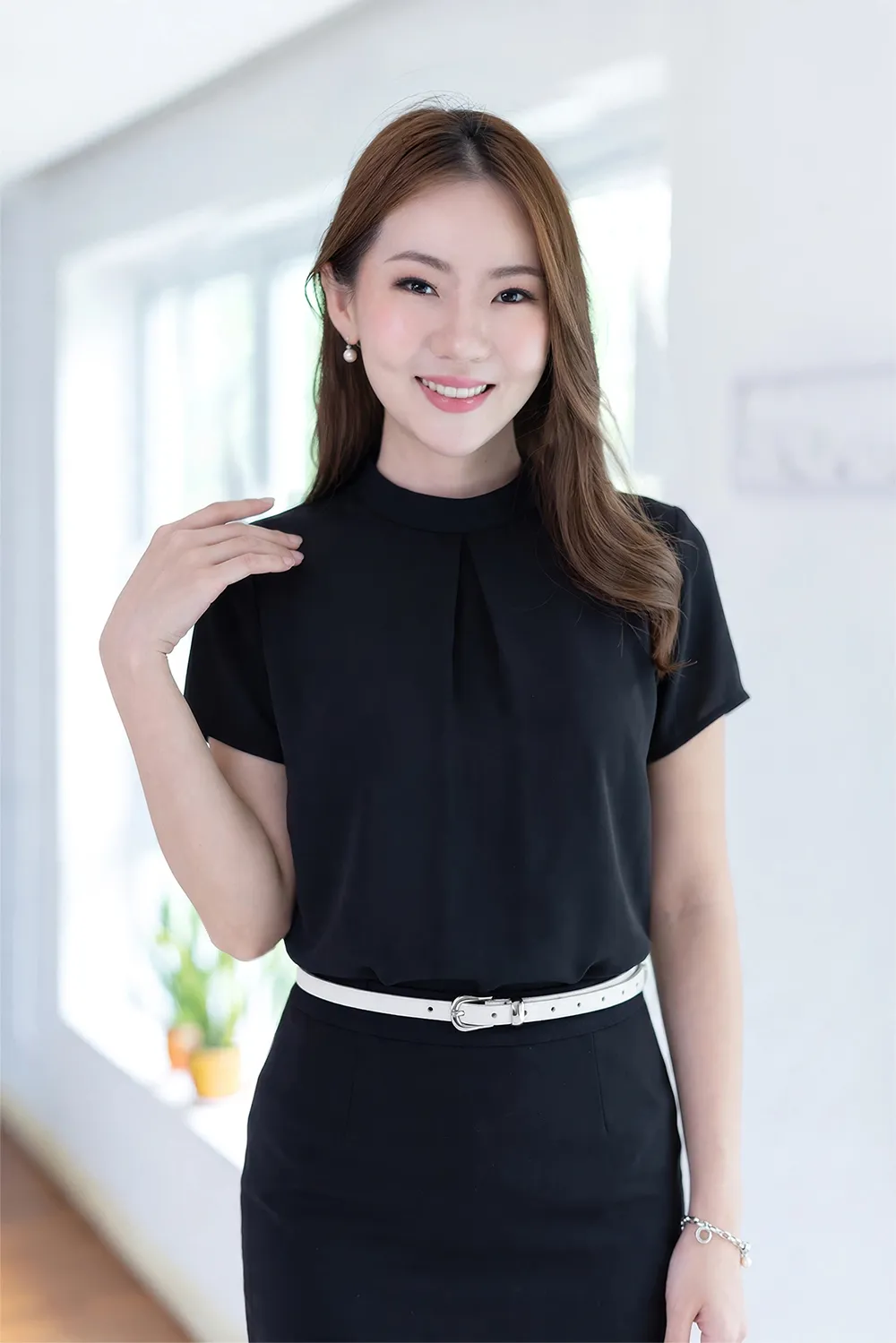 NT2420 Band Collar Twist Front Blouse – Black
