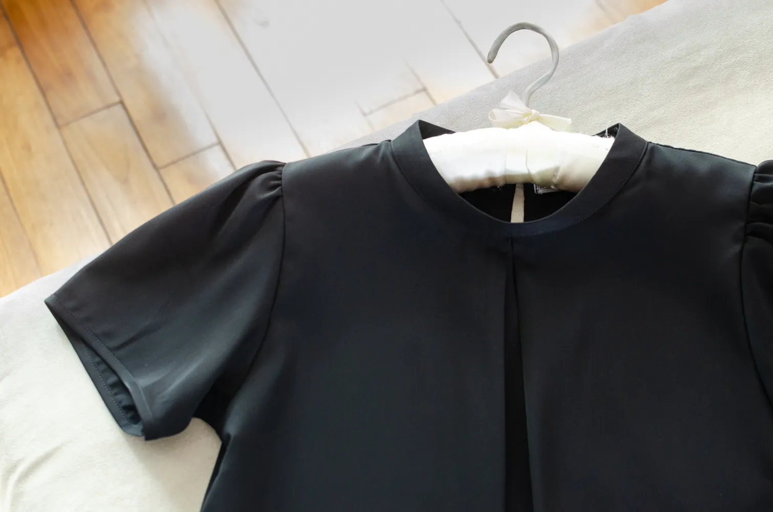 NT2420 Band Collar Twist Front Blouse – Black - Image 4