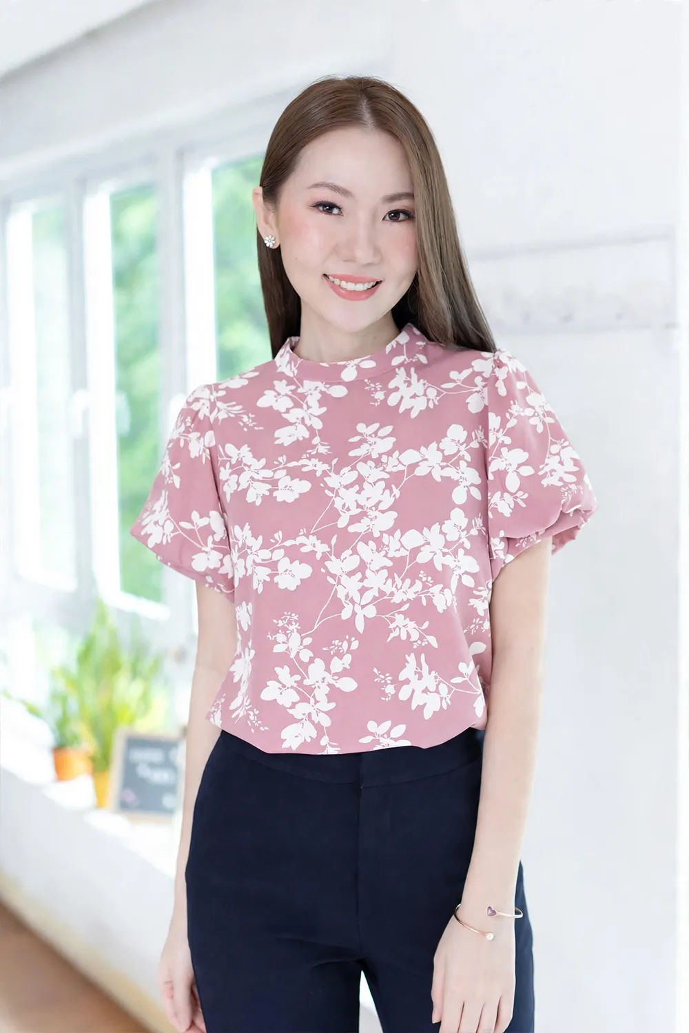 MT0707 Floral Balloon Sleeve Blouse – Pink