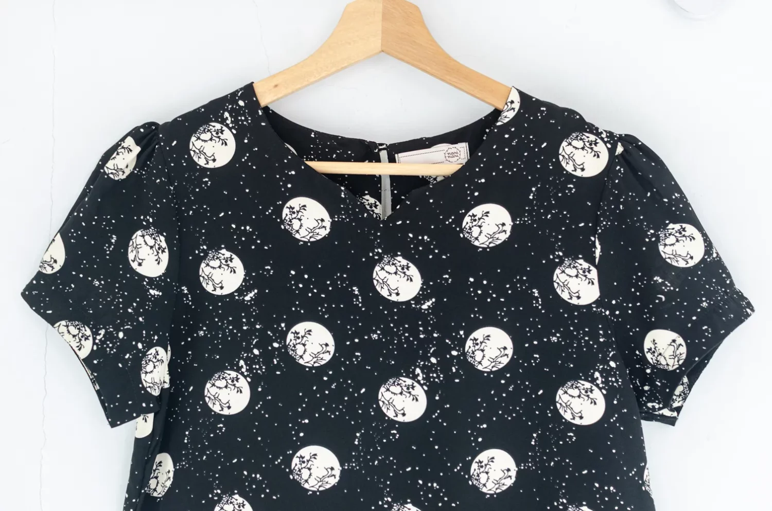 MT0206 Folded Sleeve Graphic Blouse – Black Moon - Image 3