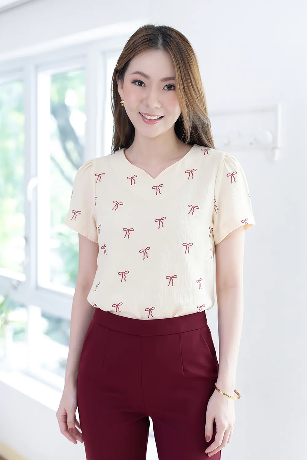 MT0206 Folded Sleeve Crinkled Blouse – Vanilla Bow